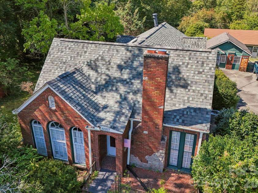 6007 Statesville Road, Charlotte, NC 28269.  MLS# CAR4432976, YatesRealty ID 55631. 