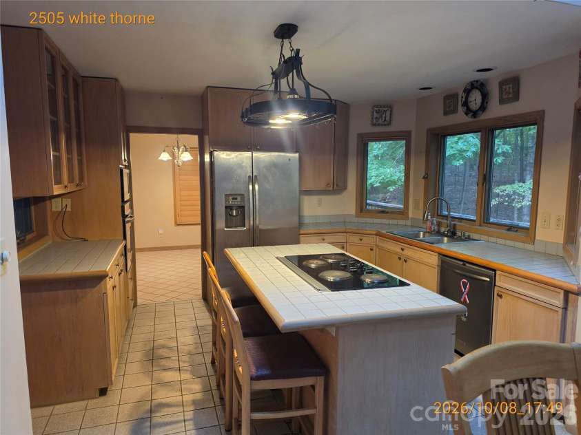 2505 White Thorne Lane, Waxhaw, NC 28173.  MLS# CAR4430251, YatesRealty ID 55635. 