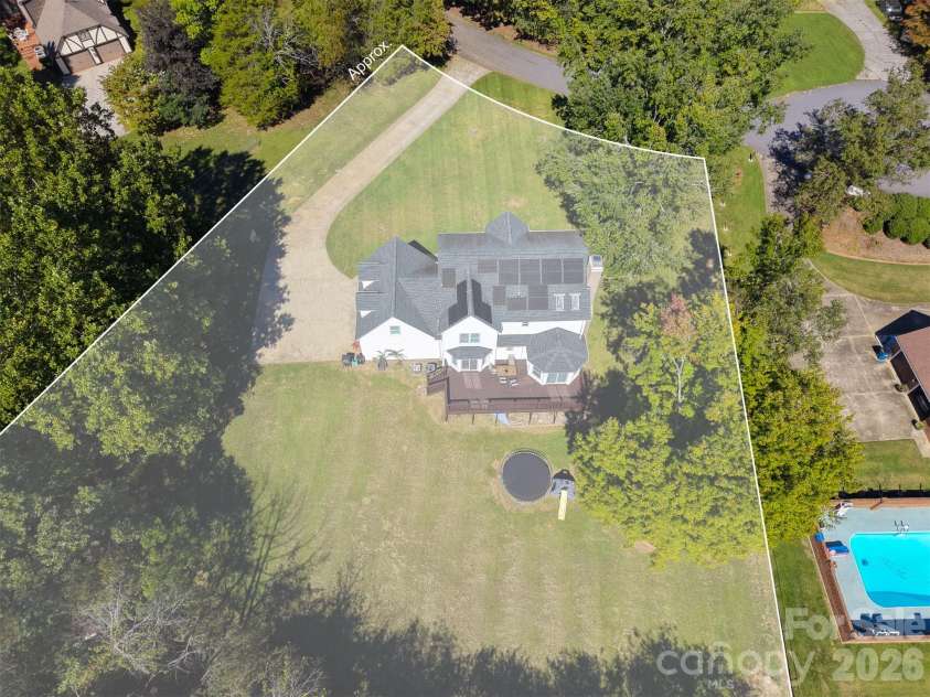 316 La Foret Drive, Morganton, NC 28655.  MLS# CAR4432541, YatesRealty ID 55637. 