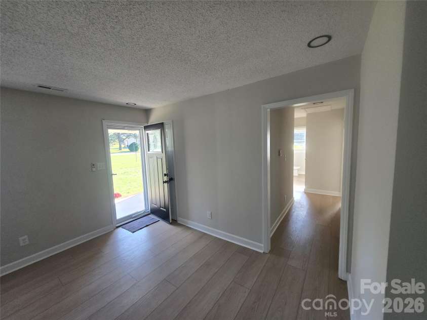 421 Nixon Road, Statesville, NC 28625.  MLS# CAR4430934, YatesRealty ID 55639. 