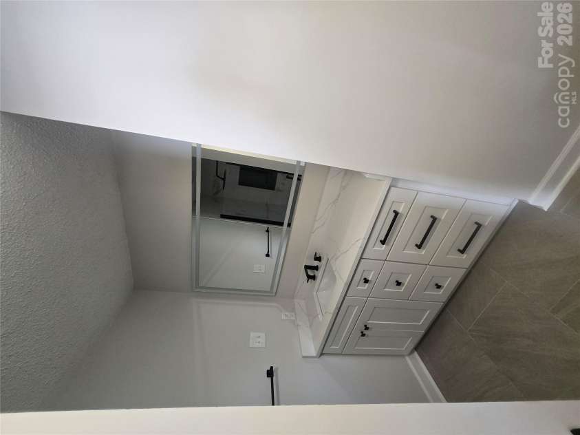 421 Nixon Road, Statesville, NC 28625.  MLS# CAR4430934, YatesRealty ID 55639. 