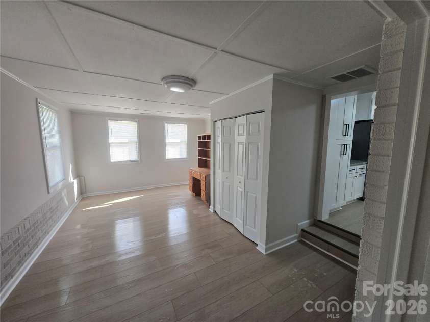 421 Nixon Road, Statesville, NC 28625.  MLS# CAR4430934, YatesRealty ID 55639. Laundry Area