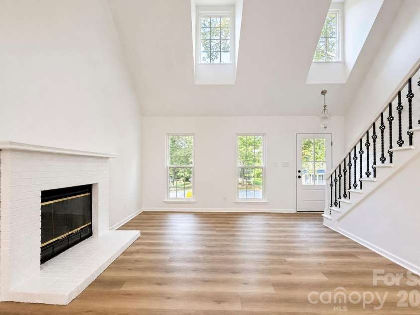 10320 Conistan Place, Cornelius, NC 28031.  MLS# CAR4432638, YatesRealty ID 55641. 