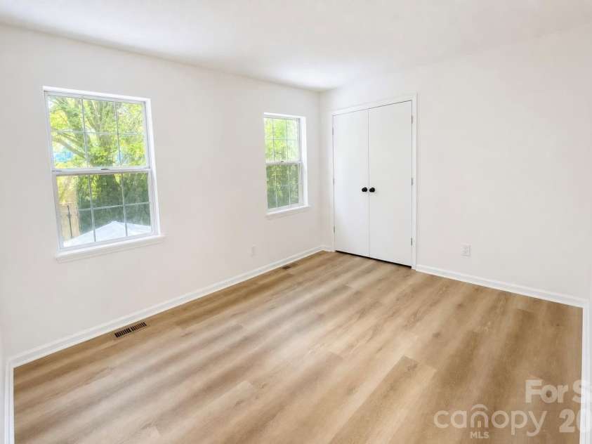 10320 Conistan Place, Cornelius, NC 28031.  MLS# CAR4432638, YatesRealty ID 55641. 