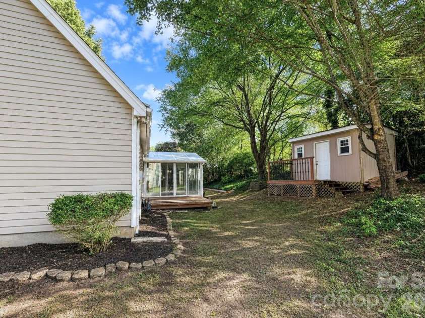 10320 Conistan Place, Cornelius, NC 28031.  MLS# CAR4432638, YatesRealty ID 55641. 