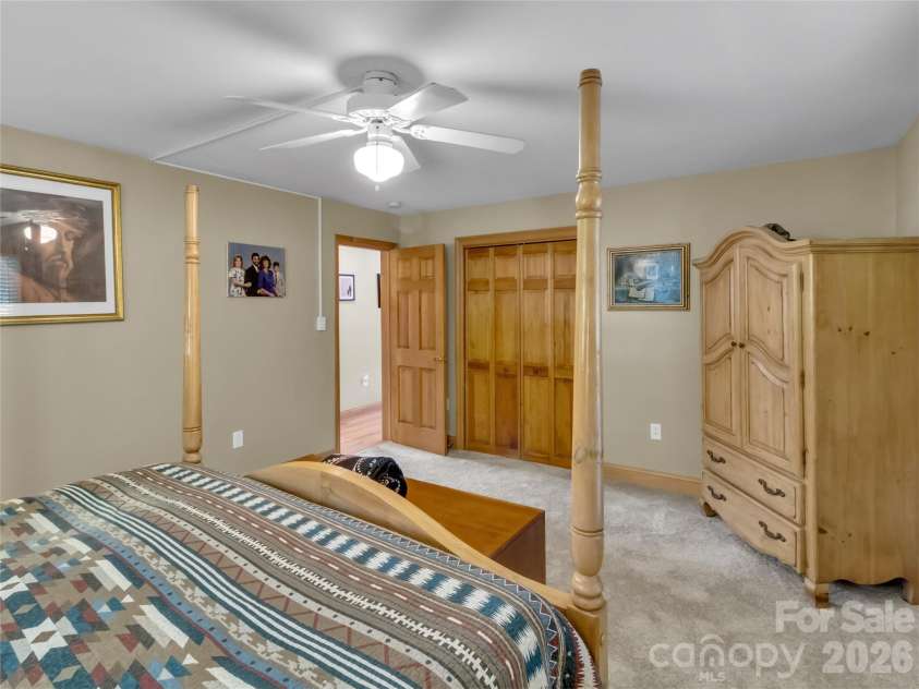 206 Sams Trail, Waynesville, NC 28786.  MLS# CAR4433077, YatesRealty ID 55642. 