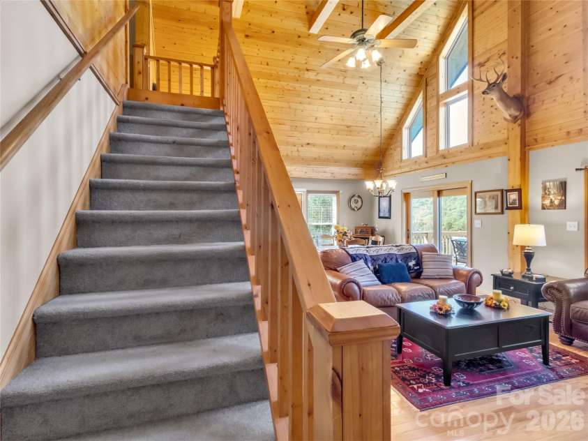 206 Sams Trail, Waynesville, NC 28786.  MLS# CAR4433077, YatesRealty ID 55642. 