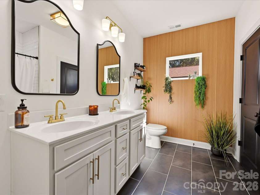 914 Flint Street Extension, Rock Hill, SC 29730.  MLS# CAR4432711, YatesRealty ID 55643. Primary Bath with dual vanity