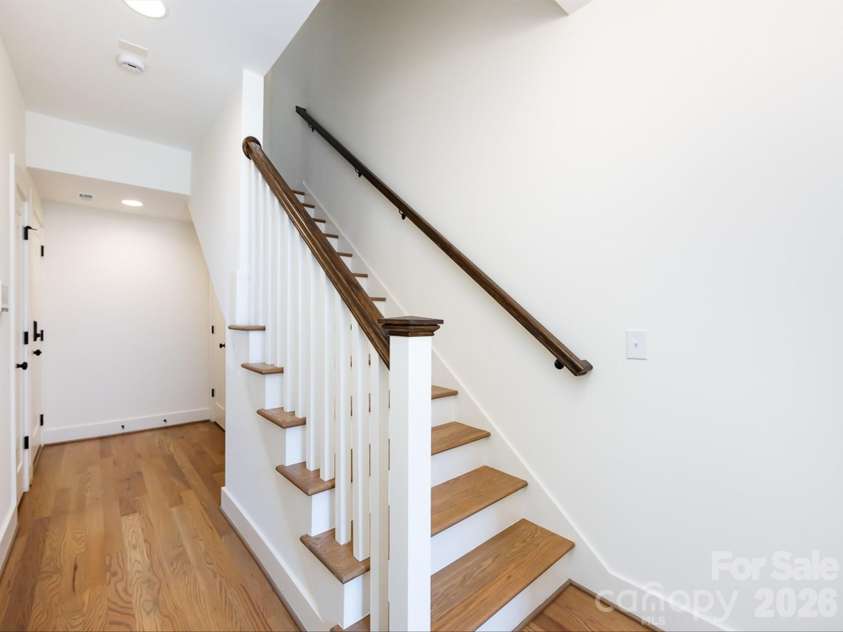 3022 Kalex Court, Charlotte, NC 28204.  MLS# CAR4432908, YatesRealty ID 55646. 