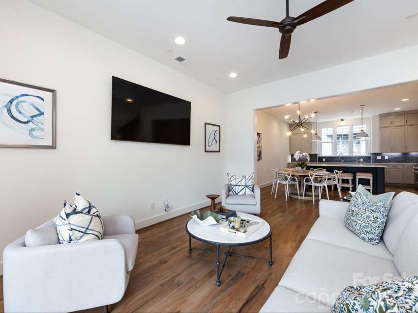3022 Kalex Court, Charlotte, NC 28204.  MLS# CAR4432908, YatesRealty ID 55646. 