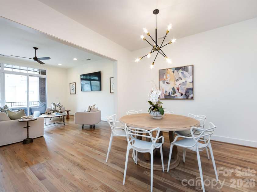 3022 Kalex Court, Charlotte, NC 28204.  MLS# CAR4432908, YatesRealty ID 55646. 