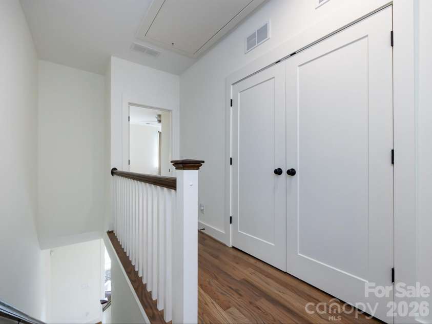 3022 Kalex Court, Charlotte, NC 28204.  MLS# CAR4432908, YatesRealty ID 55646. 