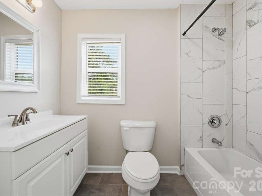 413 Pleasant Avenue, Kannapolis, NC 28081.  MLS# CAR4432895, YatesRealty ID 55647. Primary Bathroom