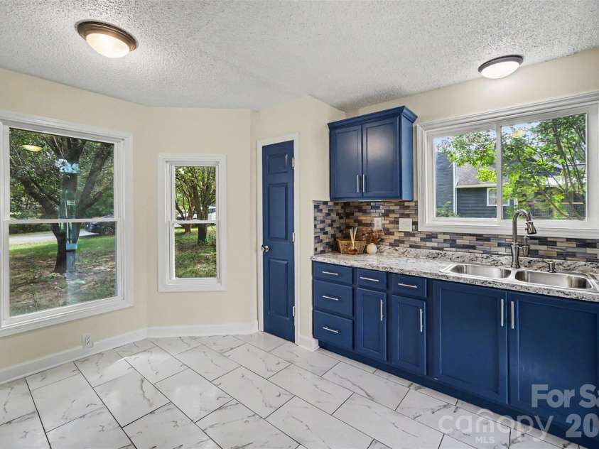 325 Briarcliff Road, Grover, NC 28073.  MLS# CAR4432603, YatesRealty ID 55648. 