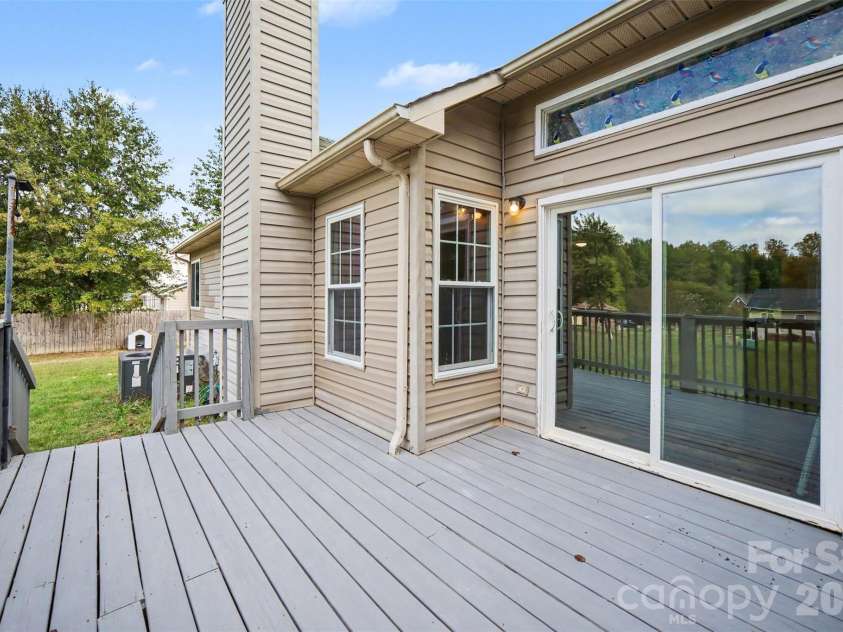 325 Briarcliff Road, Grover, NC 28073.  MLS# CAR4432603, YatesRealty ID 55648. 