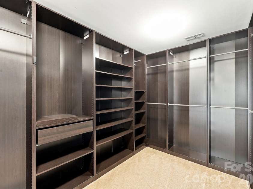 11709 Maher Lane, Huntersville, NC 28078.  MLS# CAR4432621, YatesRealty ID 55649. 