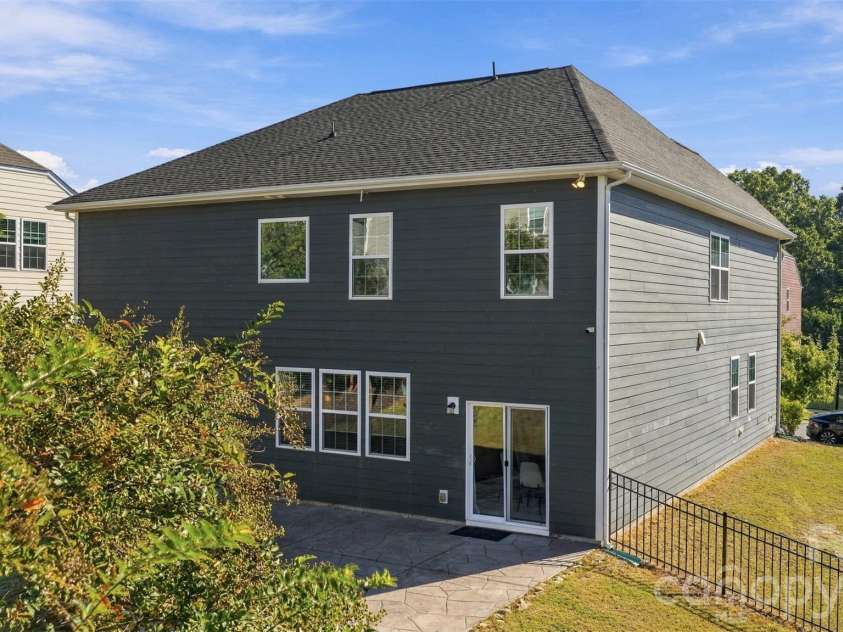 11709 Maher Lane, Huntersville, NC 28078.  MLS# CAR4432621, YatesRealty ID 55649. 