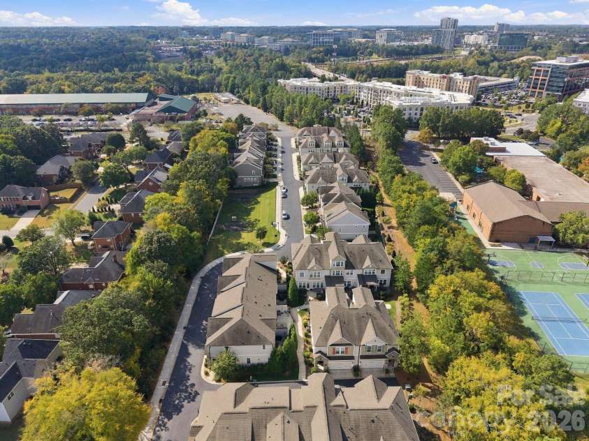 9002 Boling Green Drive, Charlotte, NC 28277.  MLS# CAR4432719, YatesRealty ID 55650. 