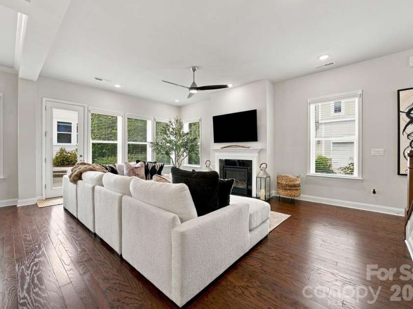 9002 Boling Green Drive, Charlotte, NC 28277.  MLS# CAR4432719, YatesRealty ID 55650. 