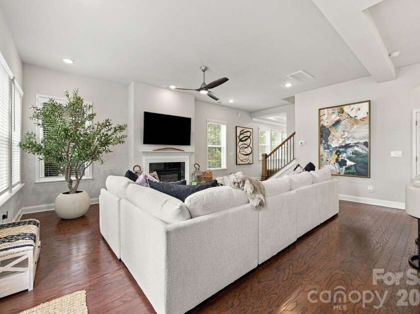 9002 Boling Green Drive, Charlotte, NC 28277.  MLS# CAR4432719, YatesRealty ID 55650. 