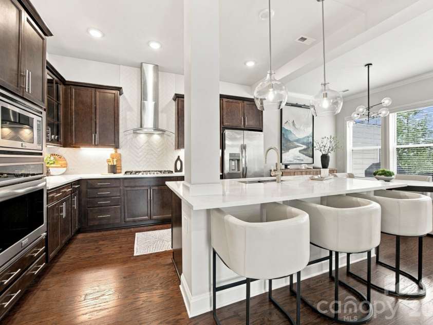 9002 Boling Green Drive, Charlotte, NC 28277.  MLS# CAR4432719, YatesRealty ID 55650. 