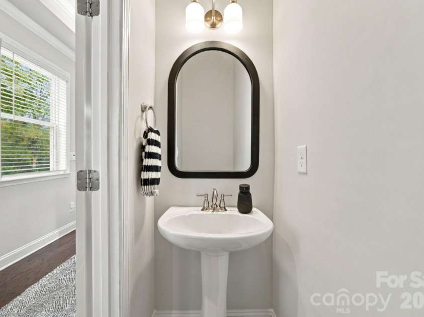 9002 Boling Green Drive, Charlotte, NC 28277.  MLS# CAR4432719, YatesRealty ID 55650. 