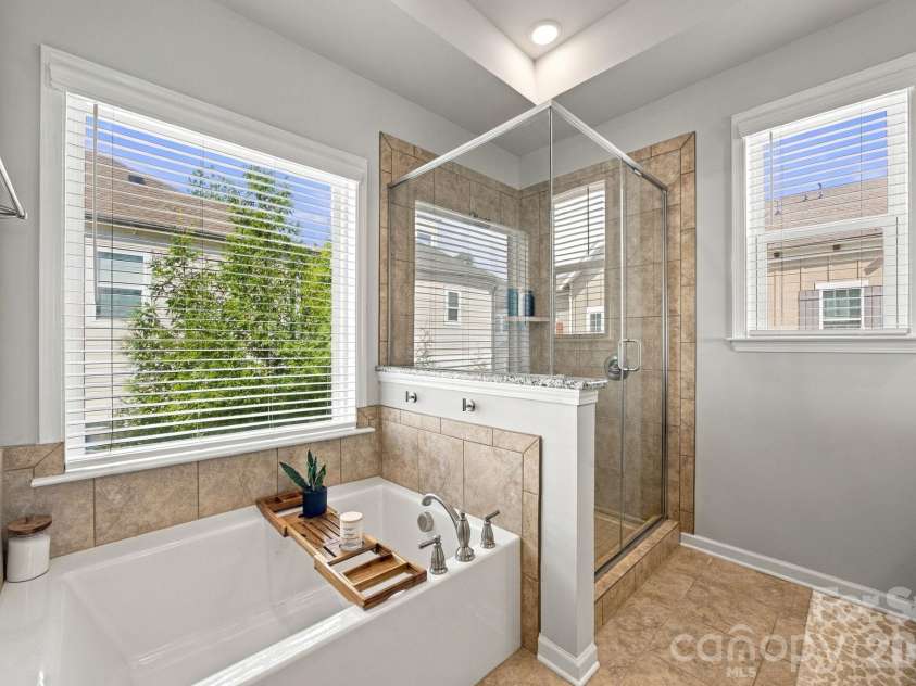 9002 Boling Green Drive, Charlotte, NC 28277.  MLS# CAR4432719, YatesRealty ID 55650. 