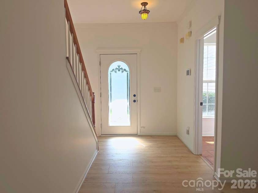5708 Falls Ridge Lane, Charlotte, NC 28269.  MLS# CAR4432881, YatesRealty ID 55652. 