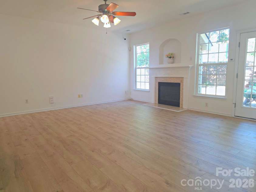 5708 Falls Ridge Lane, Charlotte, NC 28269.  MLS# CAR4432881, YatesRealty ID 55652. 