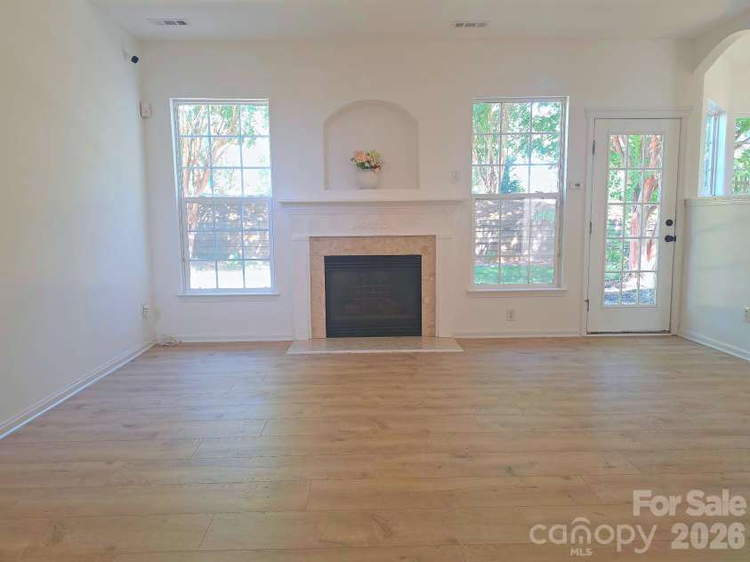 5708 Falls Ridge Lane, Charlotte, NC 28269.  MLS# CAR4432881, YatesRealty ID 55652. 