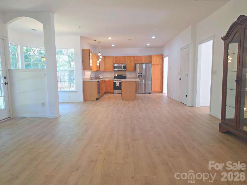 5708 Falls Ridge Lane, Charlotte, NC 28269.  MLS# CAR4432881, YatesRealty ID 55652. 