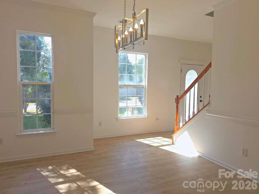 5708 Falls Ridge Lane, Charlotte, NC 28269.  MLS# CAR4432881, YatesRealty ID 55652. 