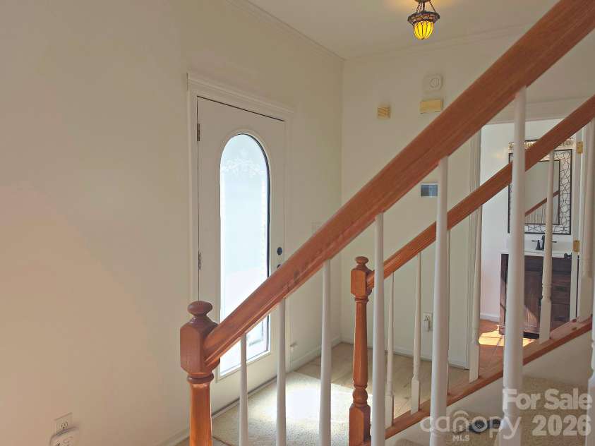 5708 Falls Ridge Lane, Charlotte, NC 28269.  MLS# CAR4432881, YatesRealty ID 55652. 