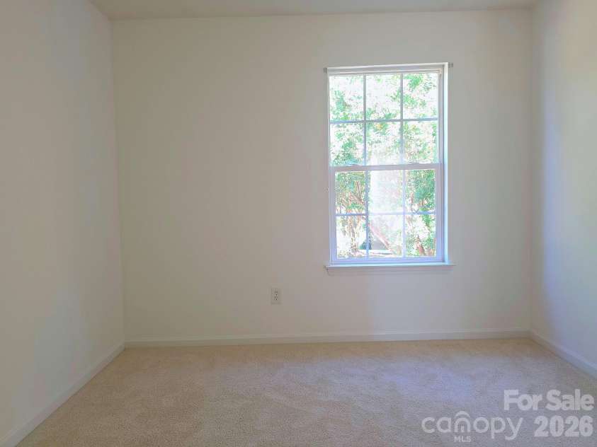 5708 Falls Ridge Lane, Charlotte, NC 28269.  MLS# CAR4432881, YatesRealty ID 55652. 
