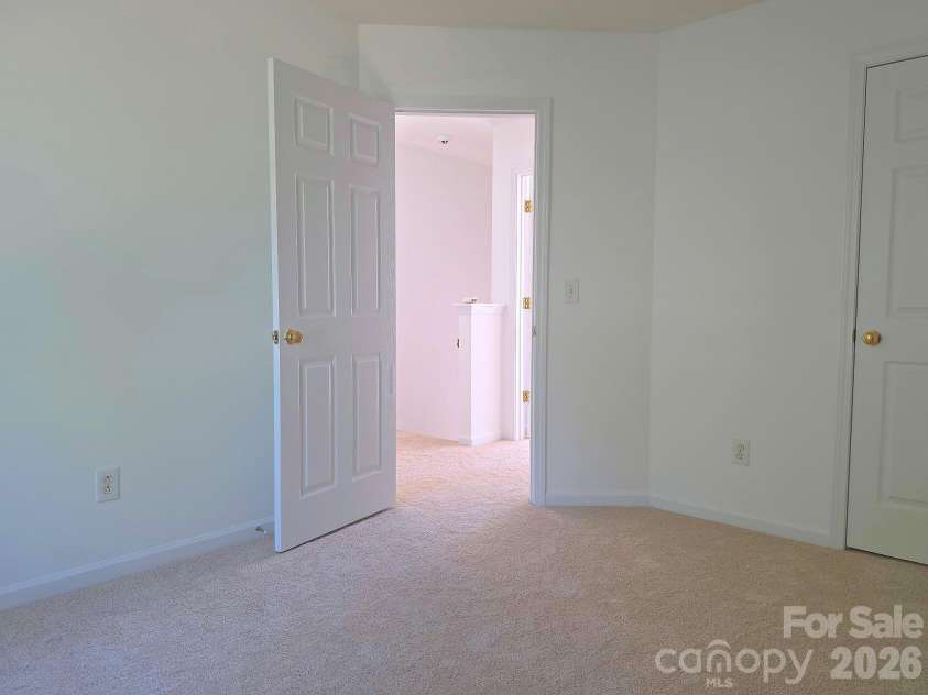 5708 Falls Ridge Lane, Charlotte, NC 28269.  MLS# CAR4432881, YatesRealty ID 55652. 
