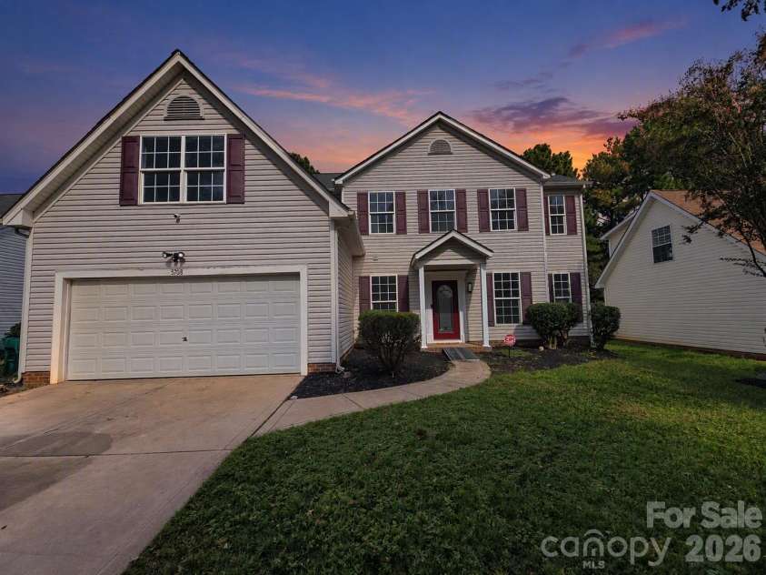 5708 Falls Ridge Lane, Charlotte, NC 28269.  MLS# CAR4432881, YatesRealty ID 55652. 