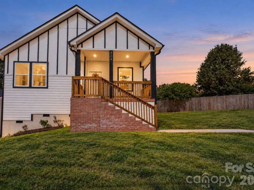 804 Evergreen Avenue, Kannapolis, NC 28081.  MLS# CAR4432600, YatesRealty ID 55654. 