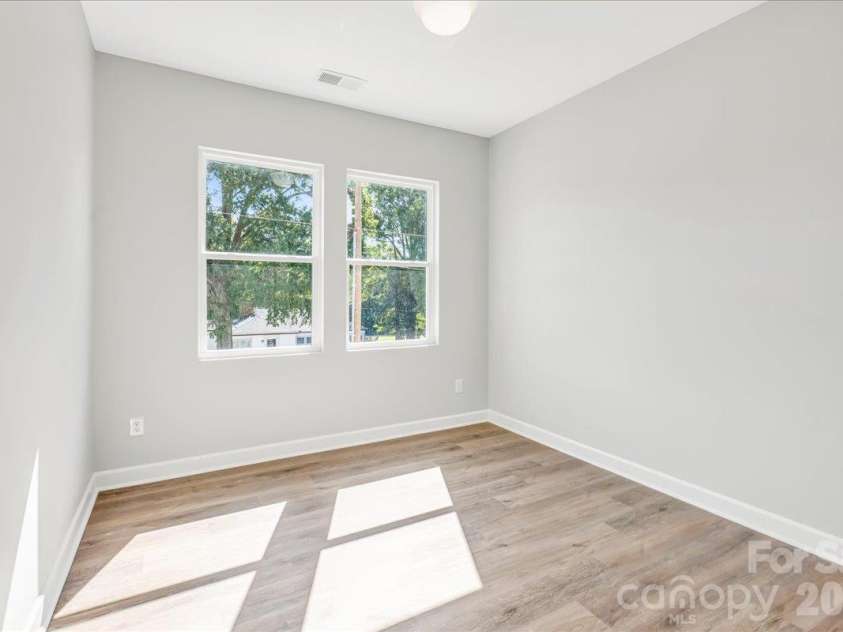 804 Evergreen Avenue, Kannapolis, NC 28081.  MLS# CAR4432600, YatesRealty ID 55654. 