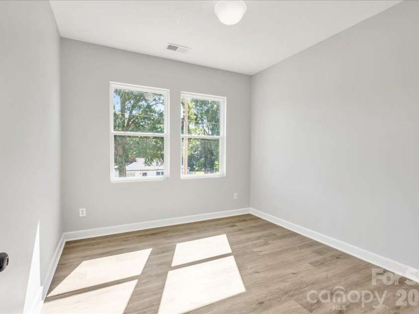 804 Evergreen Avenue, Kannapolis, NC 28081.  MLS# CAR4432600, YatesRealty ID 55654. 