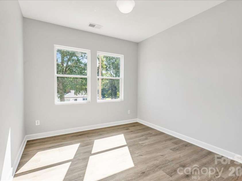804 Evergreen Avenue, Kannapolis, NC 28081.  MLS# CAR4432600, YatesRealty ID 55654. 