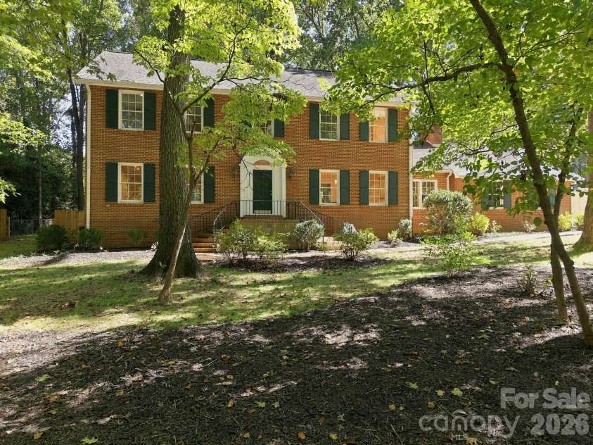 321 Camelot Drive, Salisbury, NC 28144.  MLS# CAR4432322, YatesRealty ID 55657. 