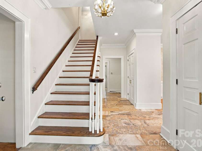 321 Camelot Drive, Salisbury, NC 28144.  MLS# CAR4432322, YatesRealty ID 55657. 