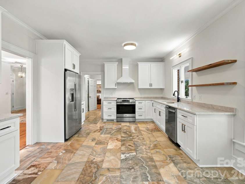 321 Camelot Drive, Salisbury, NC 28144.  MLS# CAR4432322, YatesRealty ID 55657. 