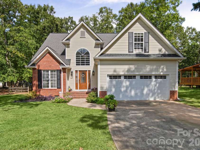 3070 Beech Court, Indian Trail, NC 28079.  MLS# CAR4432299, YatesRealty ID 55658. 