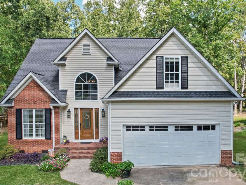3070 Beech Court, Indian Trail, NC 28079.  MLS# CAR4432299, YatesRealty ID 55658. 