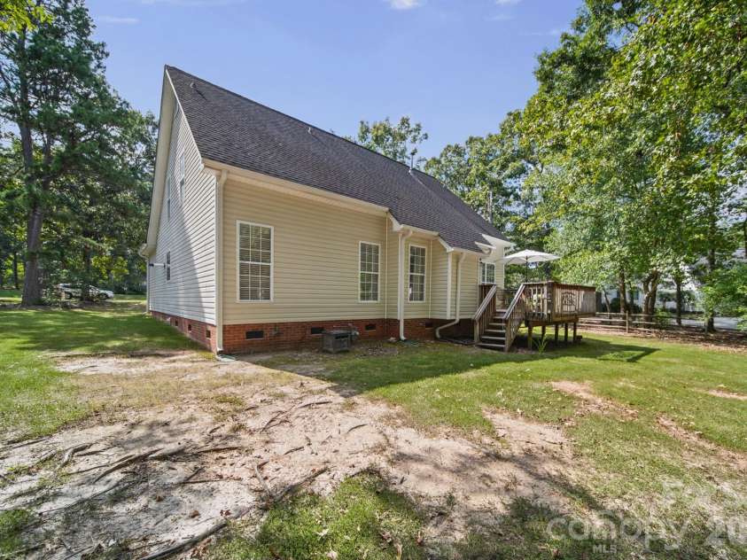 3070 Beech Court, Indian Trail, NC 28079.  MLS# CAR4432299, YatesRealty ID 55658. 