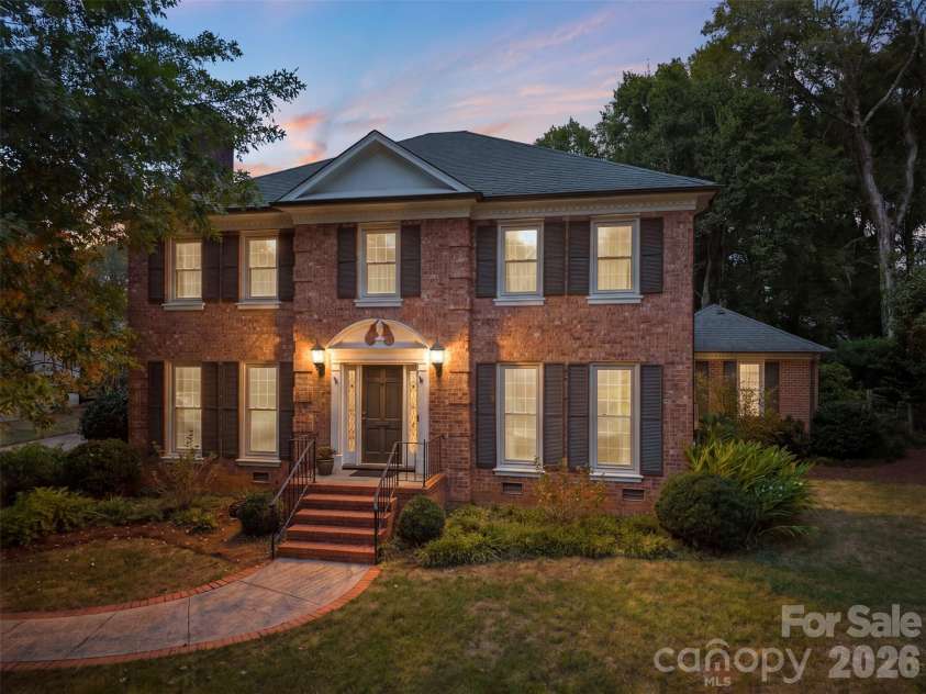 2920 Wickersham Road, Charlotte, NC 28211.  MLS# CAR4432477, YatesRealty ID 55659. 