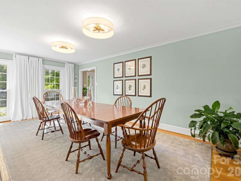 2920 Wickersham Road, Charlotte, NC 28211.  MLS# CAR4432477, YatesRealty ID 55659. 