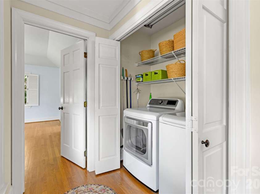2920 Wickersham Road, Charlotte, NC 28211.  MLS# CAR4432477, YatesRealty ID 55659. 