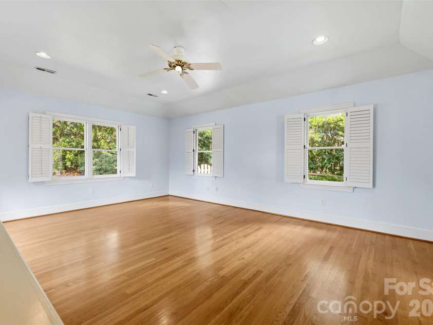 2920 Wickersham Road, Charlotte, NC 28211.  MLS# CAR4432477, YatesRealty ID 55659. 